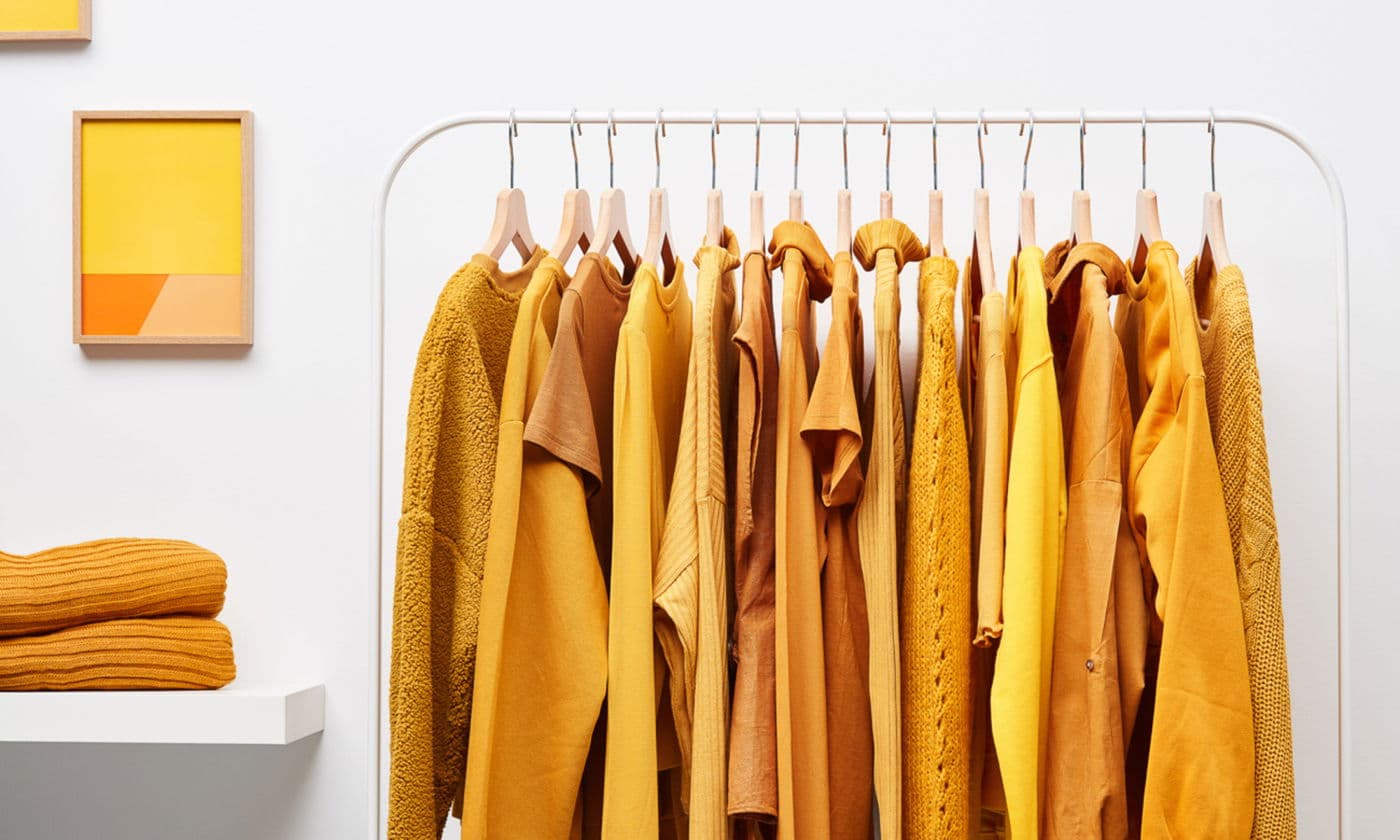 Sarı Kıyafetlerdeki Poliklorlu Bifenil (PCB) ve Sağlık Riskleri kapak resmi