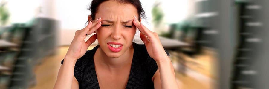 Bu 10 Besini Keserek İlaç Kullanmadan Migren Ağrılarınıza Son Verin kapak resmi