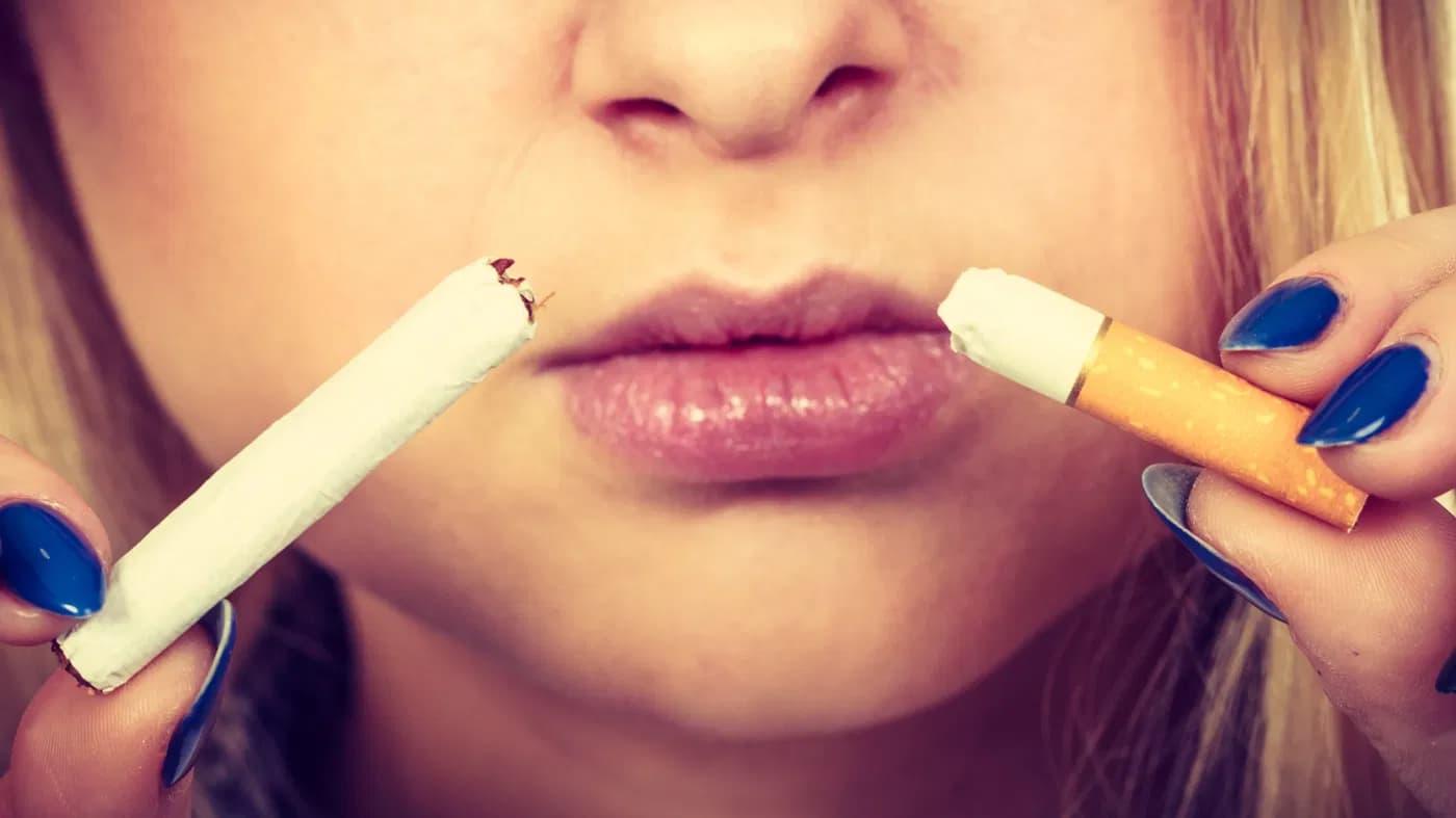 Sigara Alışkanlığınızı Bırakmanızı Sağlayacak Bitkisel Bir Ruj Var! kapak resmi