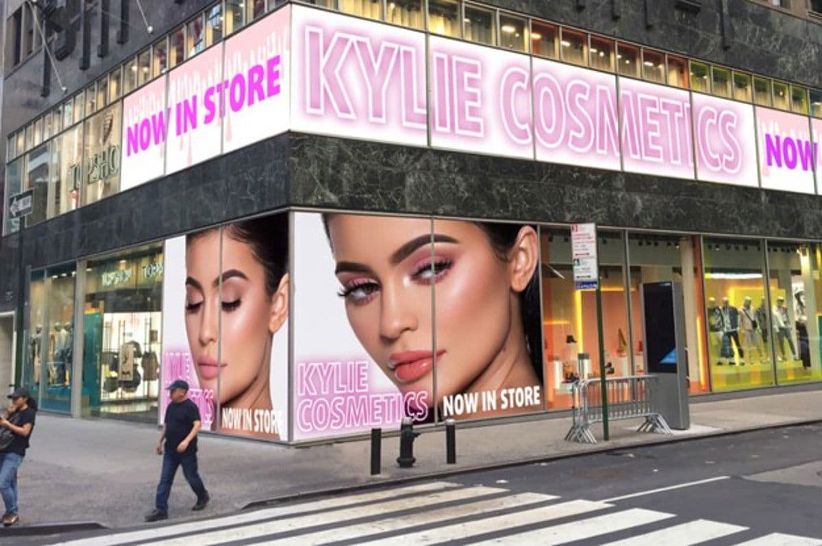 Kylie Cosmetics Rujları: Gerçekten De Değer Mi? kapak resmi